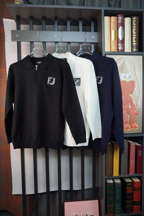 Picture of Fendi Sweaters _SKUFendiXS-XLattr28245358